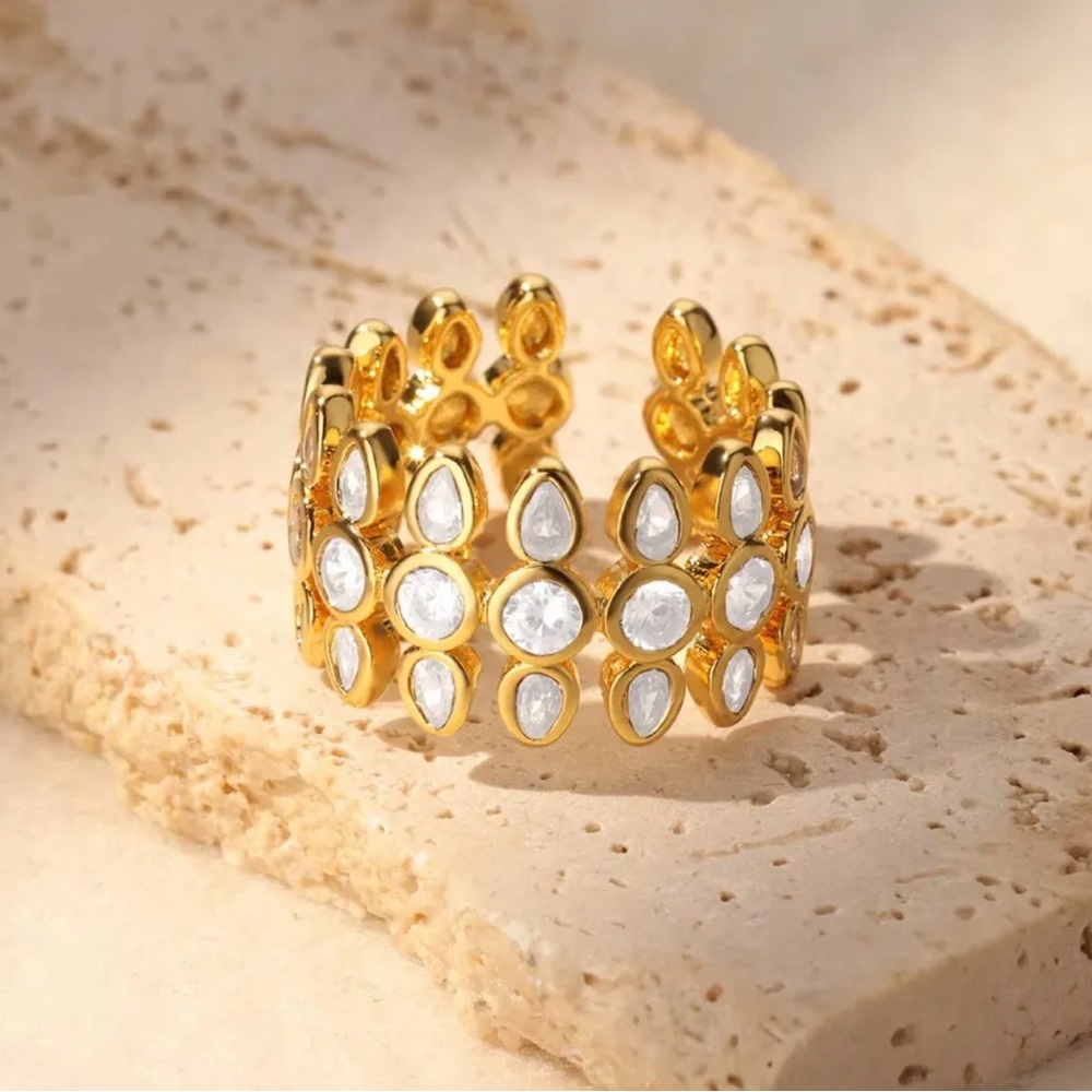 Gold Tone Cluster Adjustable Statement Ring - image 2